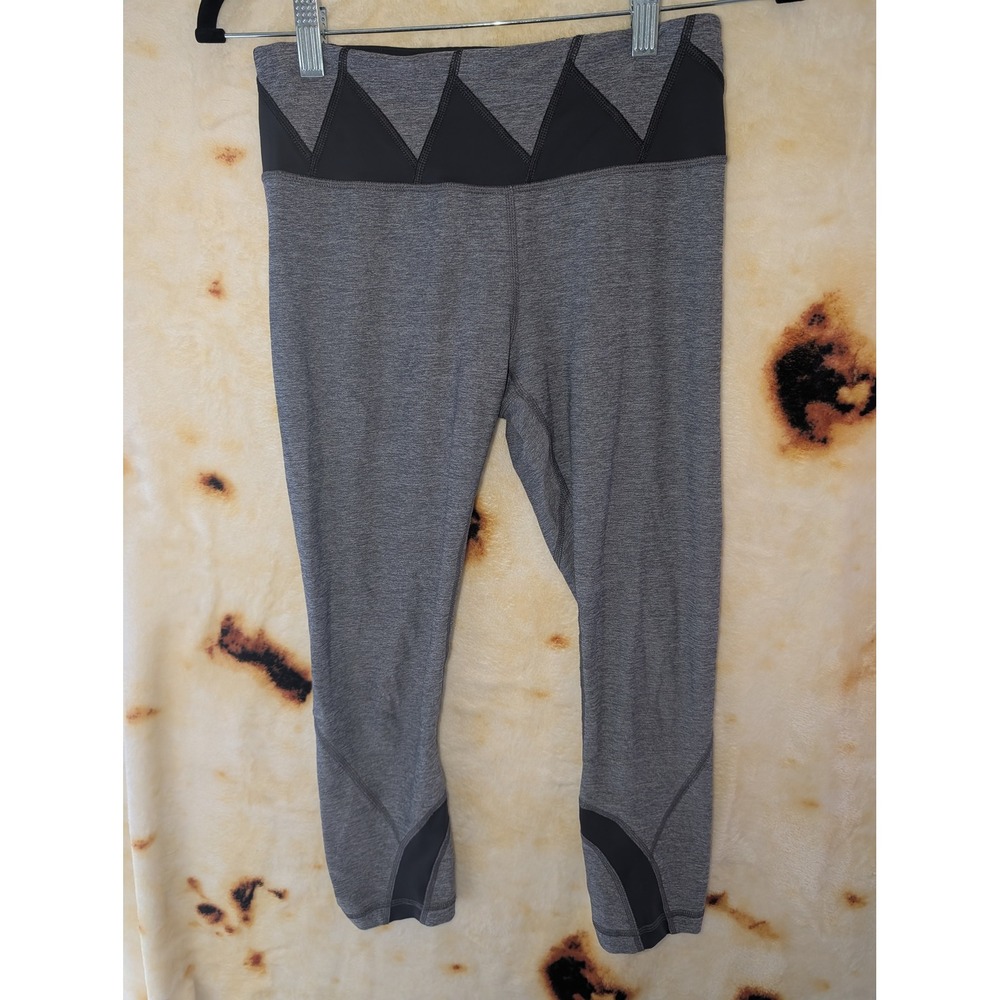 Lululemon Run Inspire Crop II Womens Size 4 Grey Black Athletic Yoga Leggings